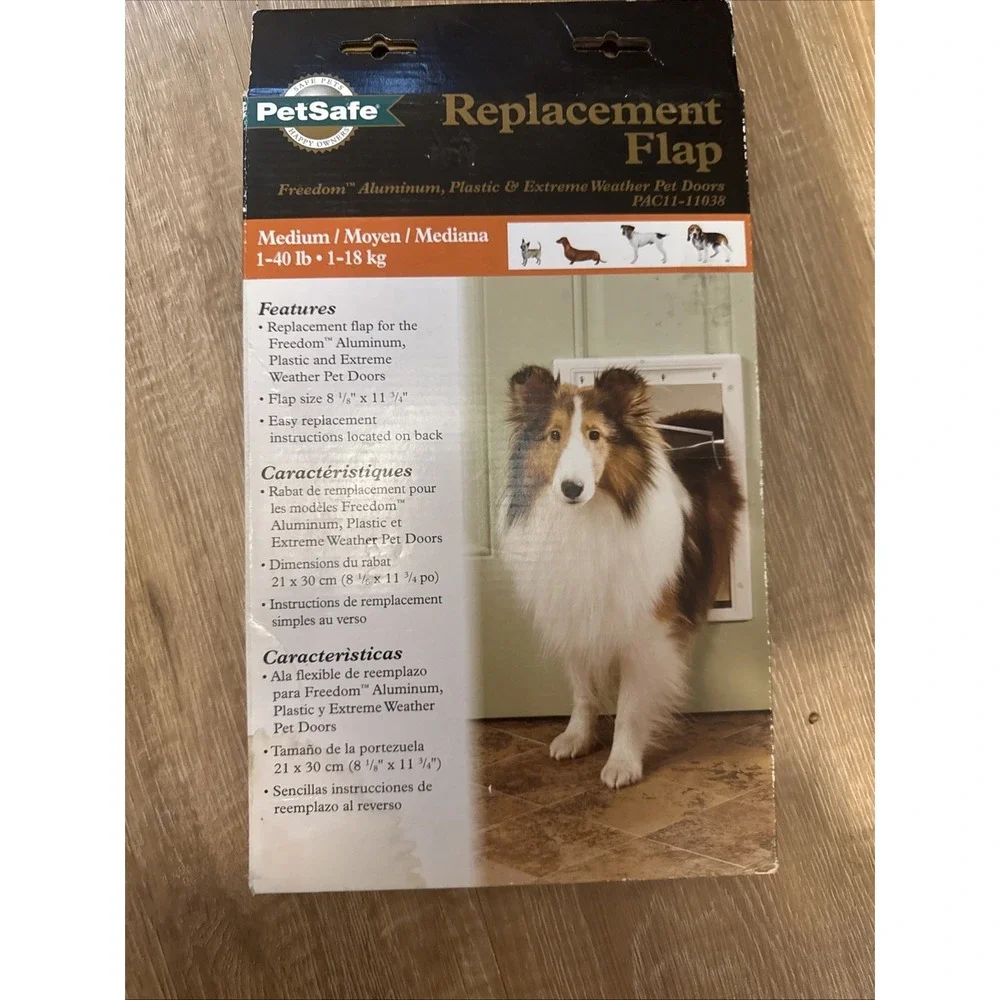 PetSafe Plastic Pet Door 10967 8-1/8 in.‎ x 12-1/4 in.White 1-40 lb. New In Box.